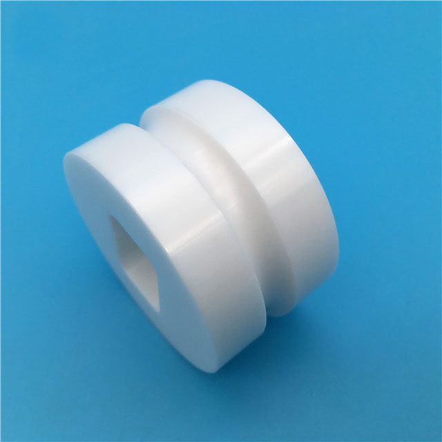 Zirconium oxide ceramic insulator roller caster